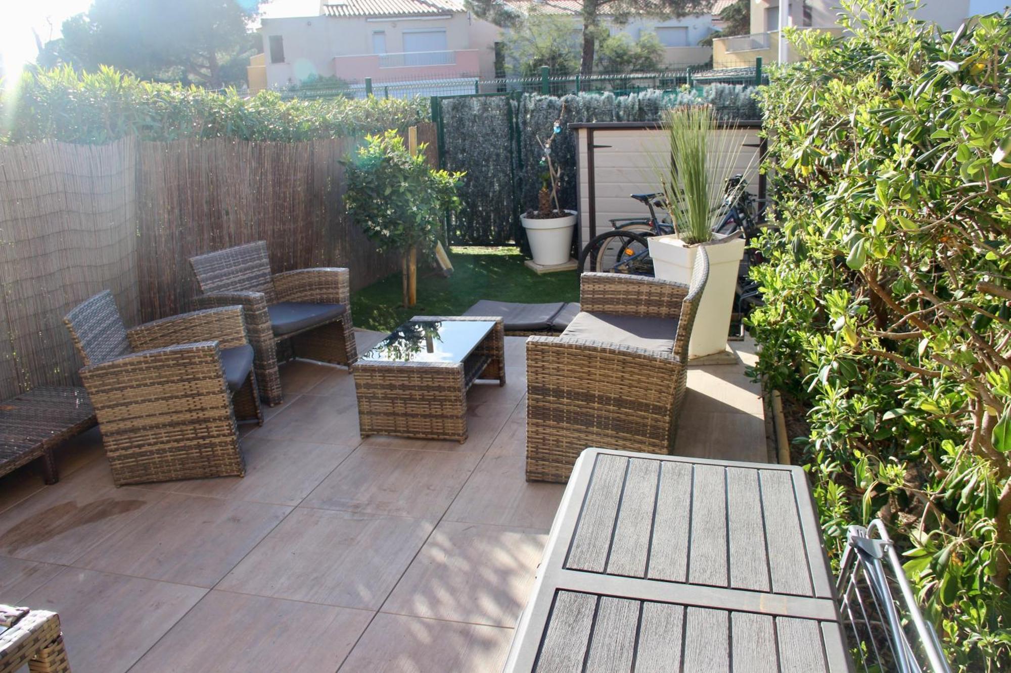Holiday home Dans La Pinede